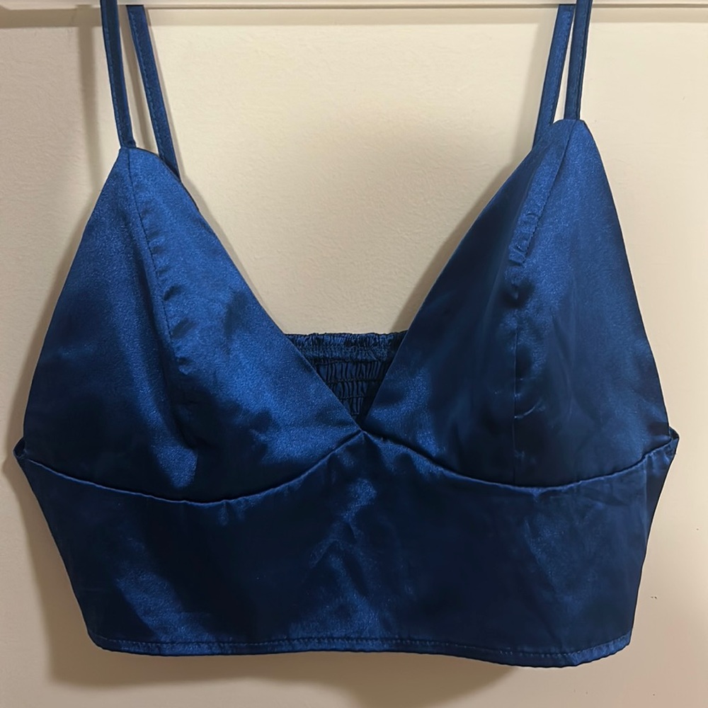 Blue crop top